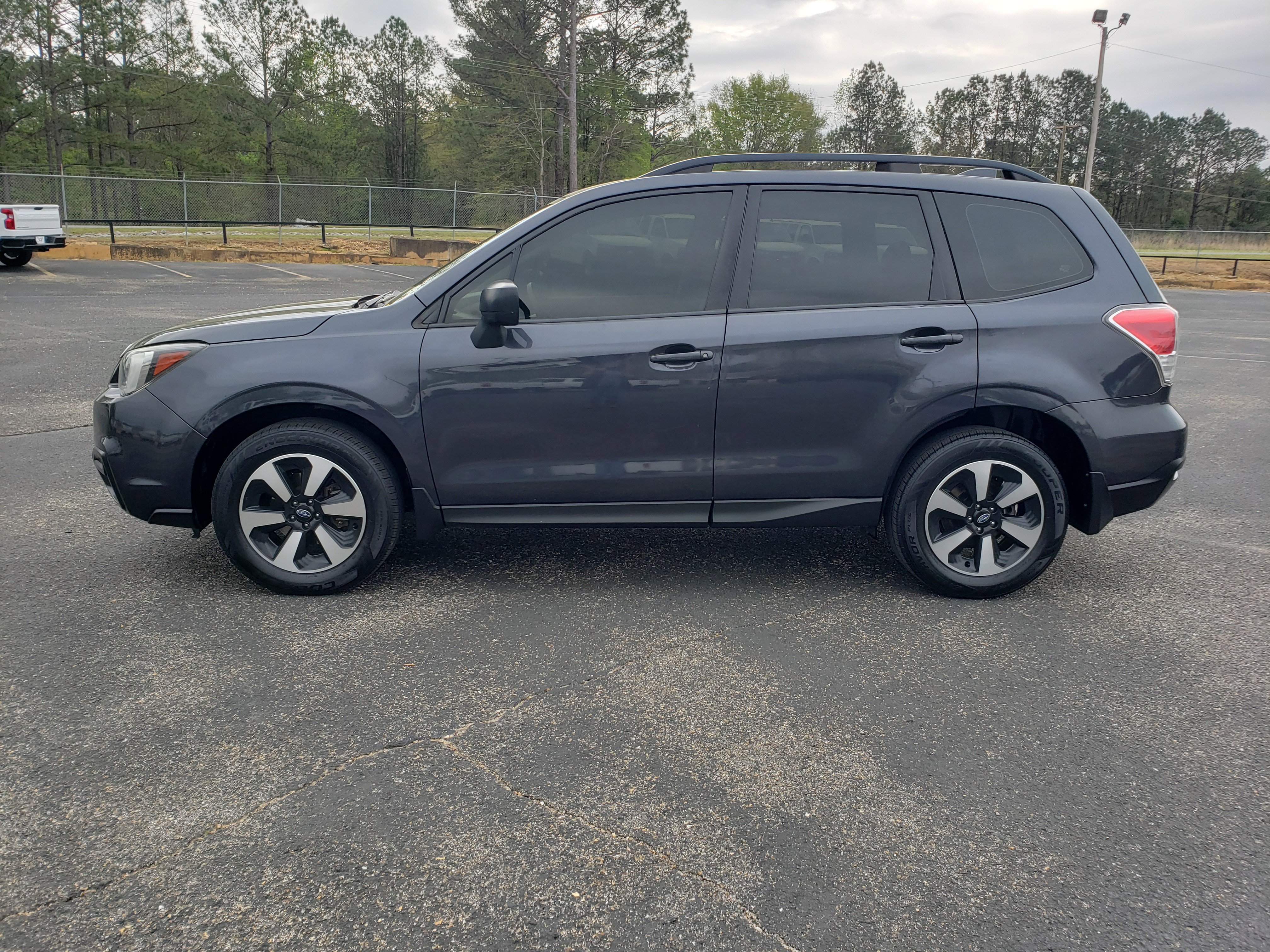 Used 2018 Subaru Forester 2.5i w/ Alloy Wheel Package image 6