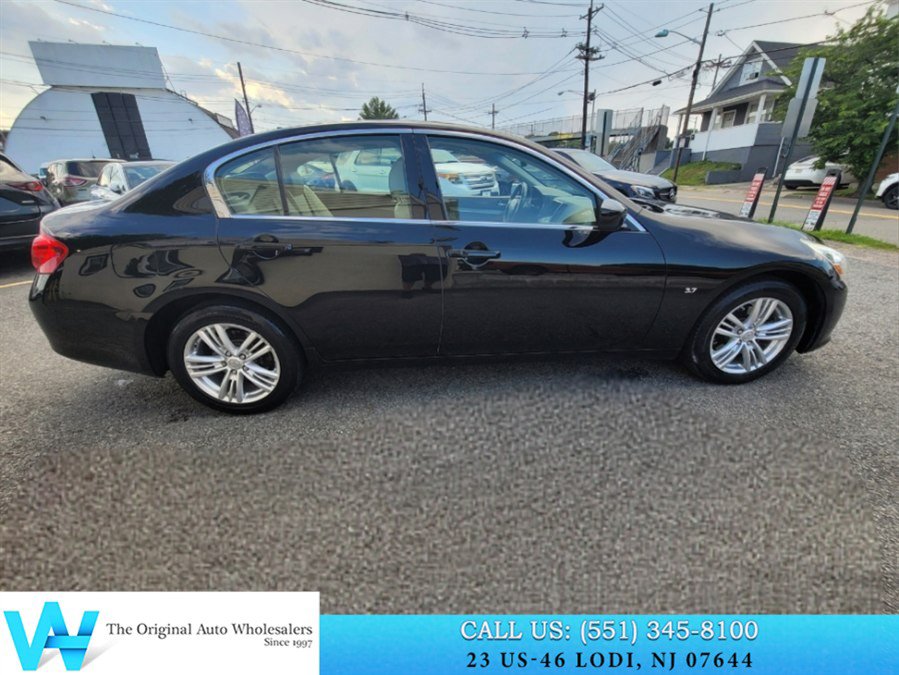 Used 2015 INFINITI Q40 AWD w/ Navigation Package image 7