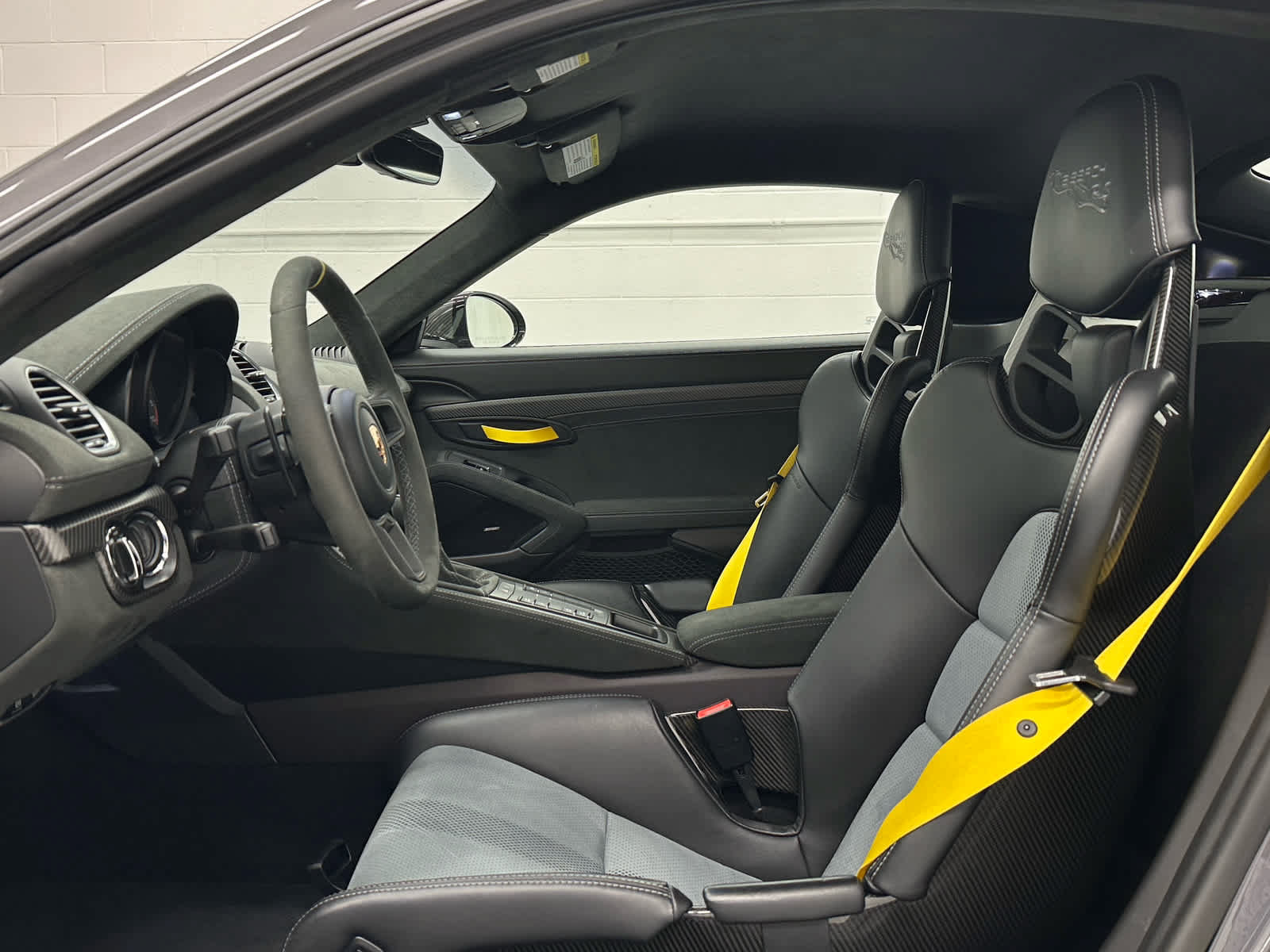 Used 2023 Porsche 718 Cayman GT4 RS RWD image 11