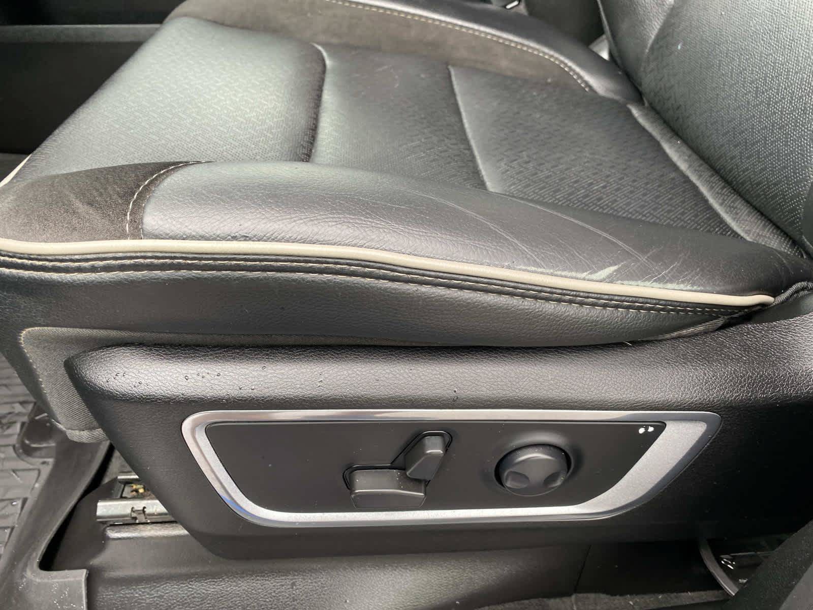 Used 2022 RAM 1500 Laramie w/ Sport Appearance Package AWD/4WD image 24