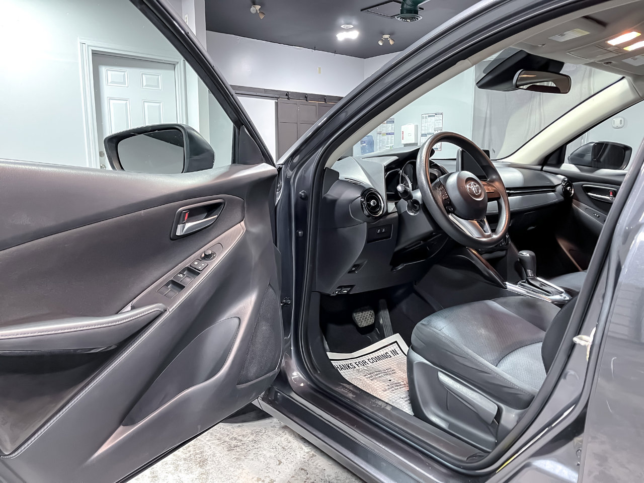 Used 2018 Toyota Yaris iA image 12