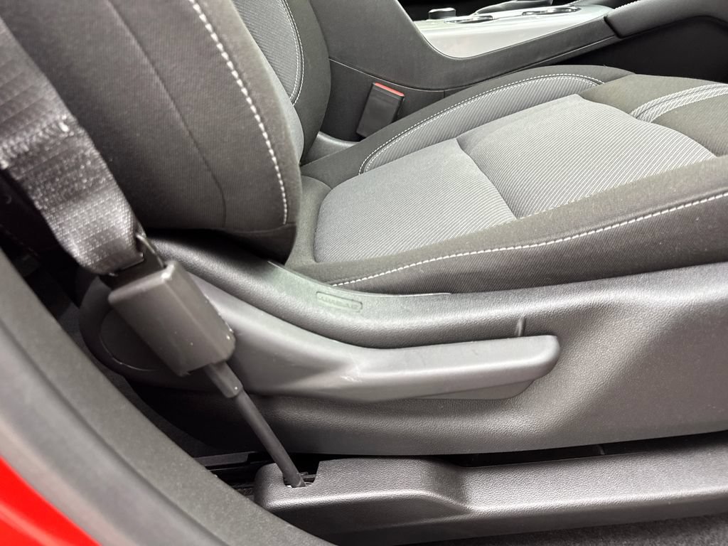 Used 2025 Chevrolet Blazer LT FWD image 46