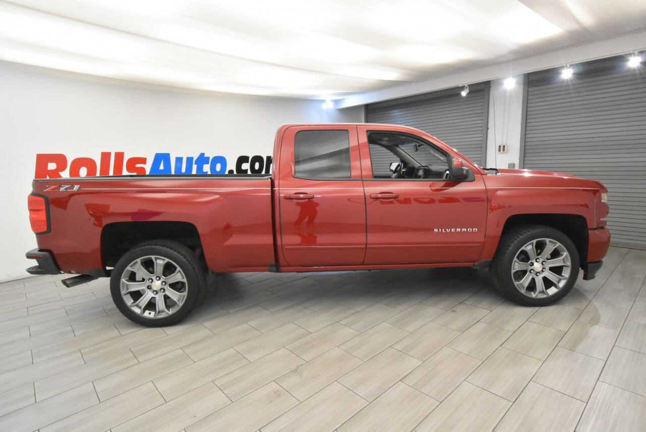 Used 2018 Chevrolet Silverado 1500 LT w/ All Star Edition AWD/4WD image 6