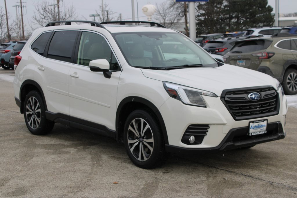 Used 2023 Subaru Forester Limited image 3