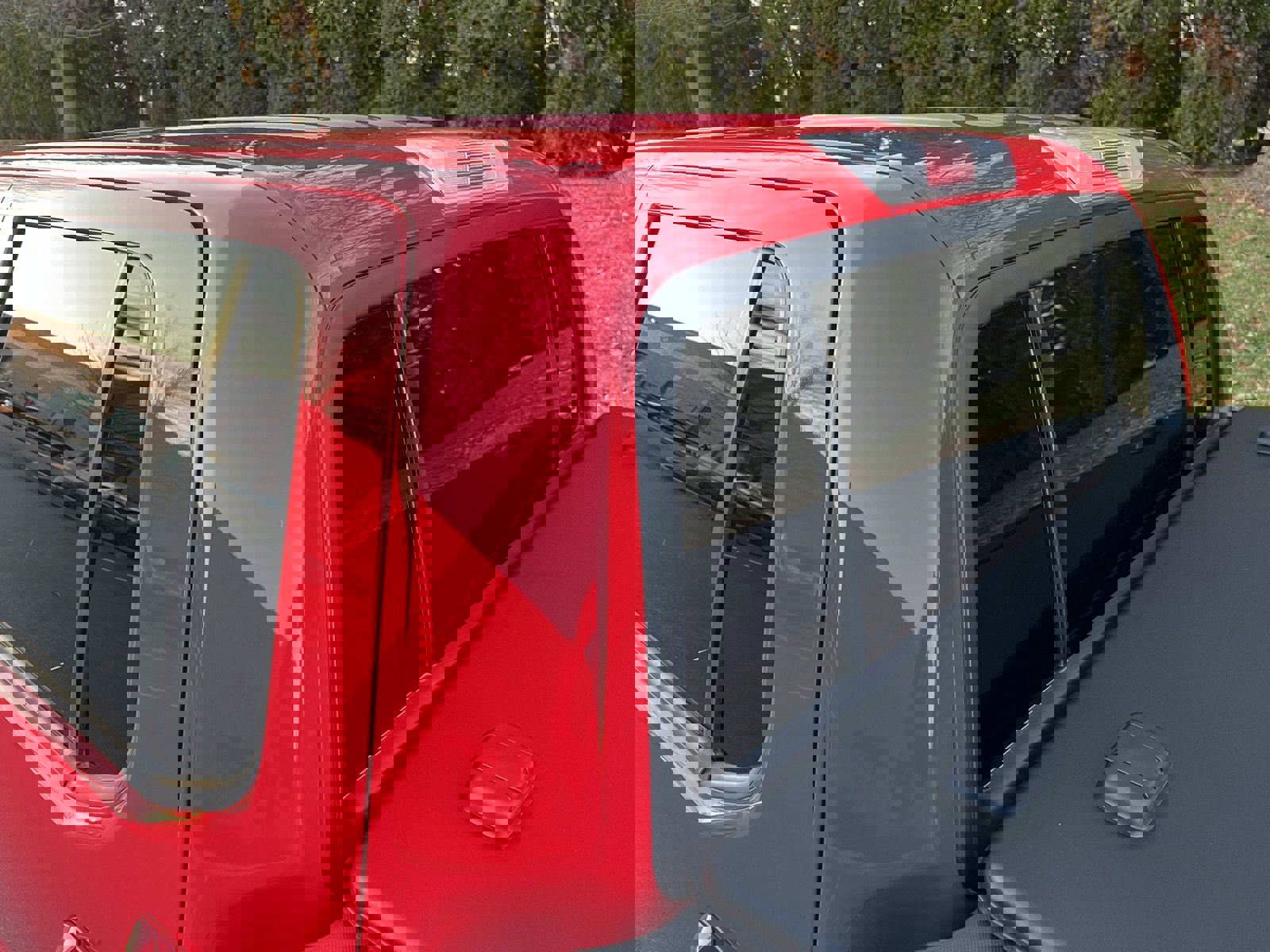 Used 2008 Ford Explorer Sport Trac Adrenalin image 95