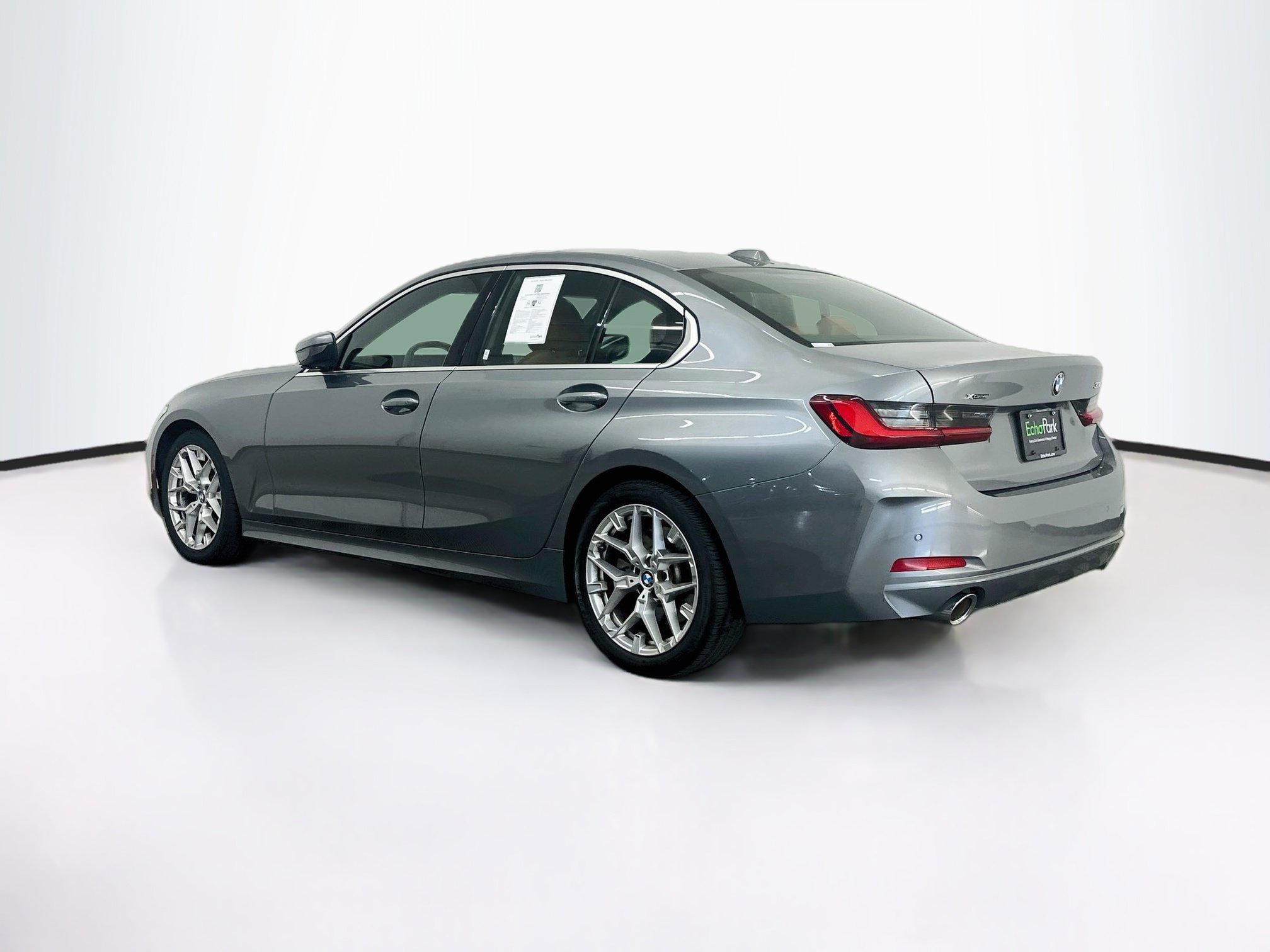 Used 2025 BMW 330i xDrive Sedan AWD/4WD image 5