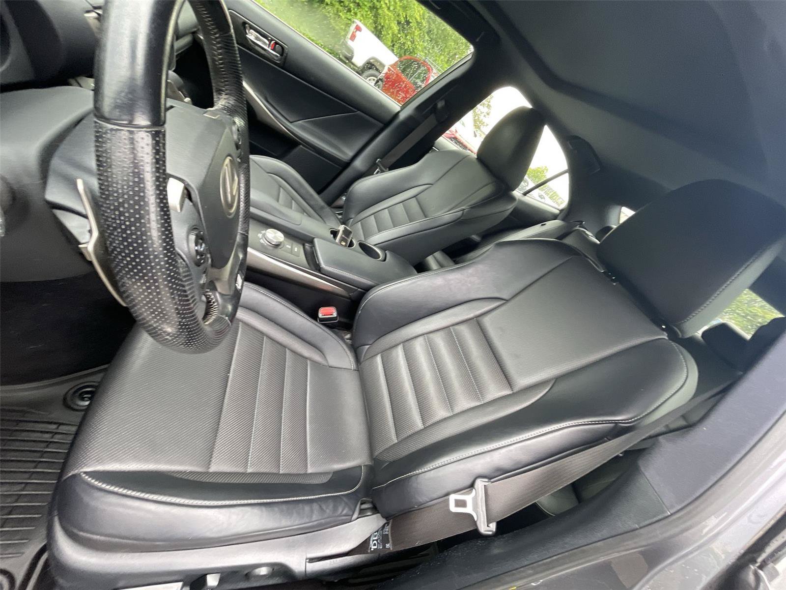 Used 2016 Lexus IS 300 AWD image 14