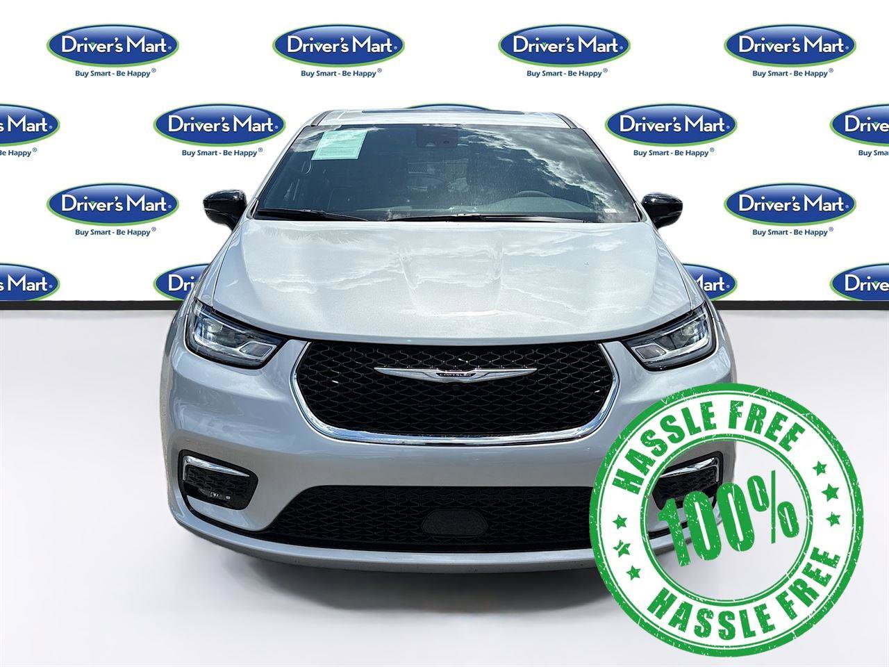Used 2026 Chrysler Pacifica Limited FWD image 2