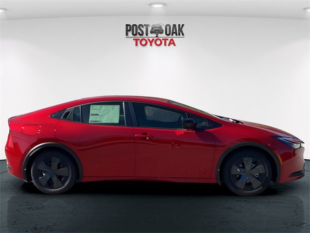 New 2026 Toyota Prius Plug-In Hybrid image 8