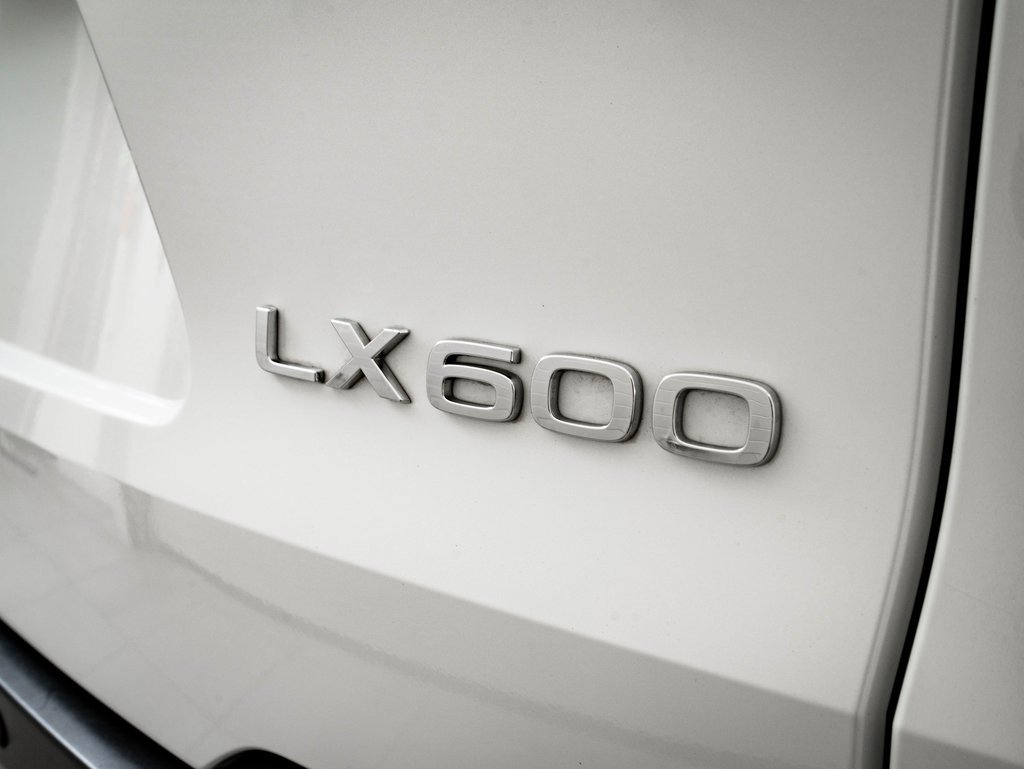 Used 2024 Lexus LX 600 4WD w/ Interior Upgrade Package image 16