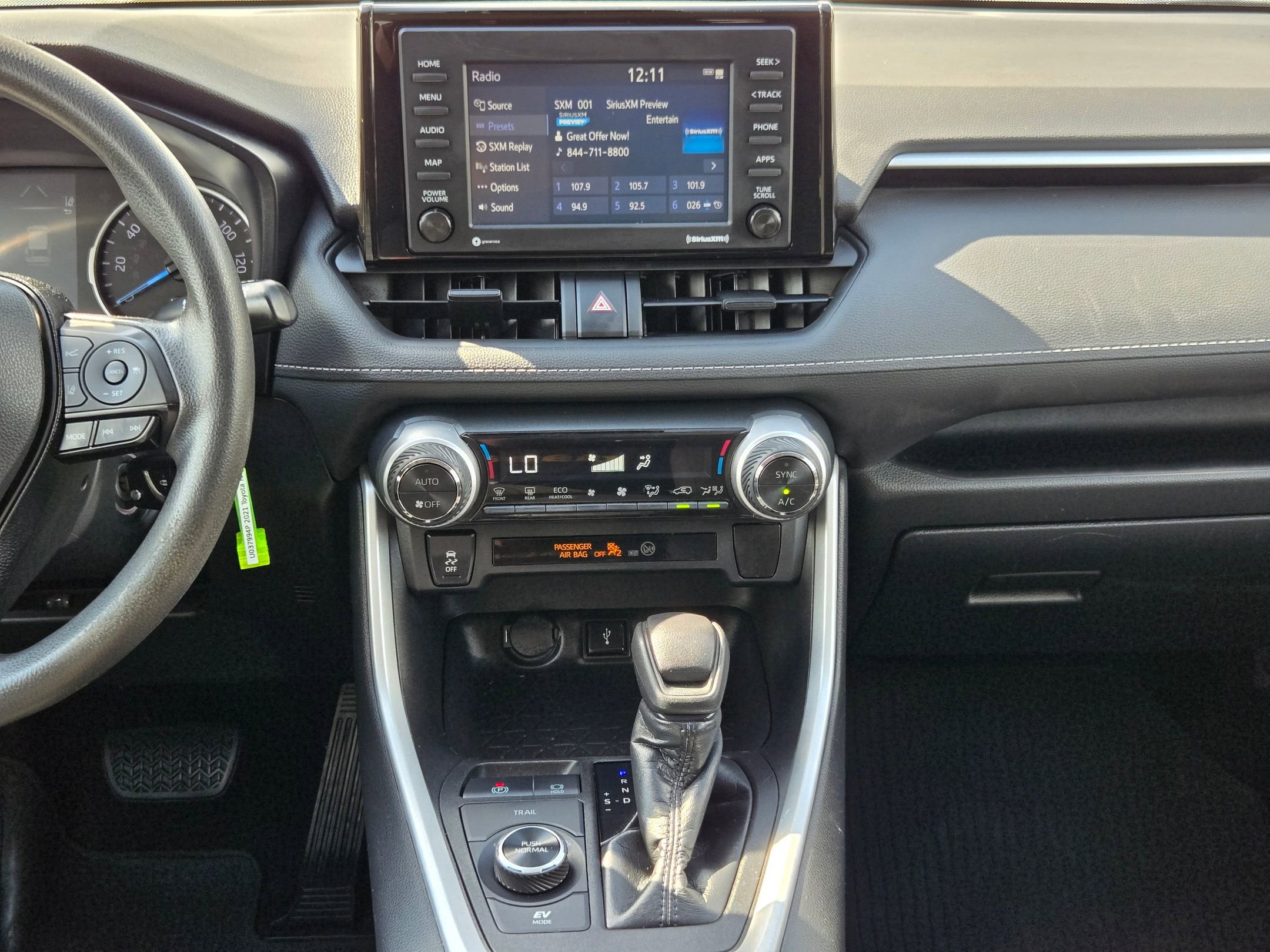 Used 2021 Toyota RAV4 LE image 16