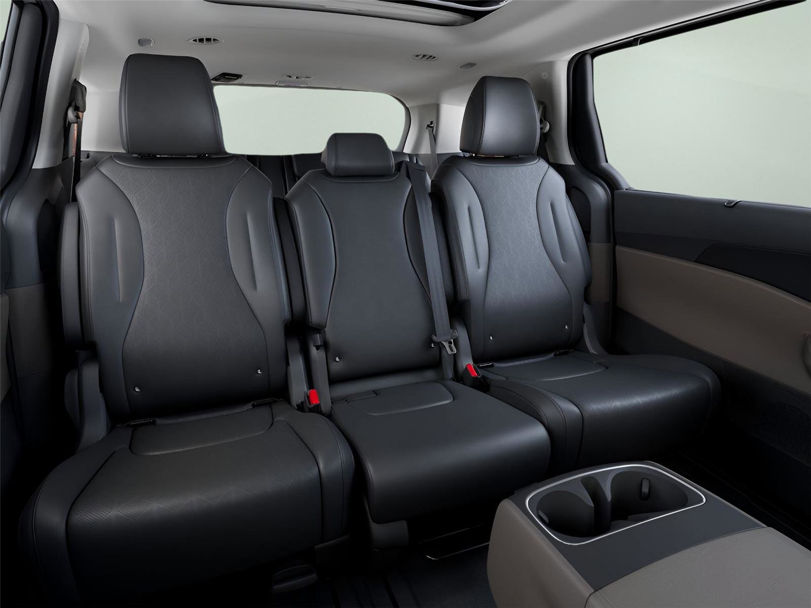 New 2026 Kia Carnival SX FWD image 16