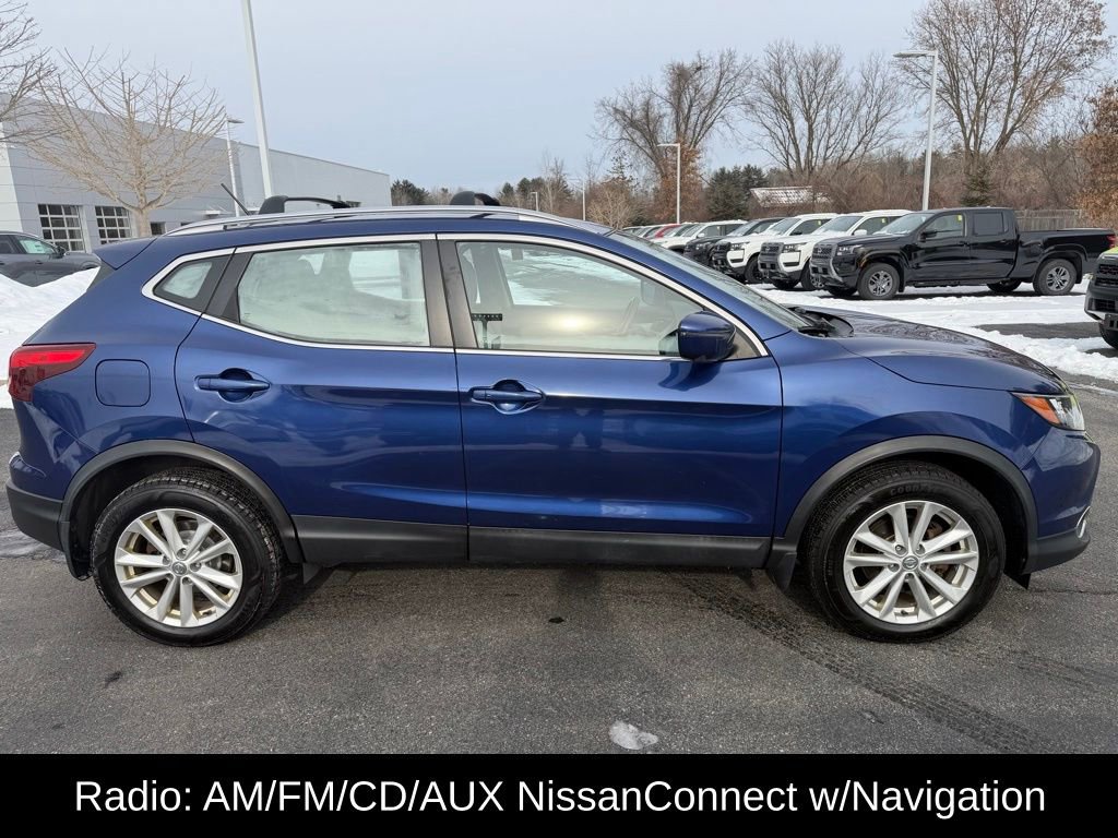 Used 2018 Nissan Rogue Sport SV w/ SV Technology Package image 9