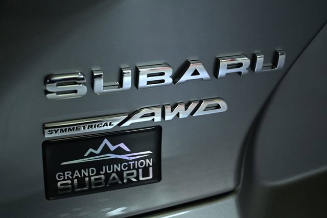 Used 2025 Subaru Solterra Premium image 12