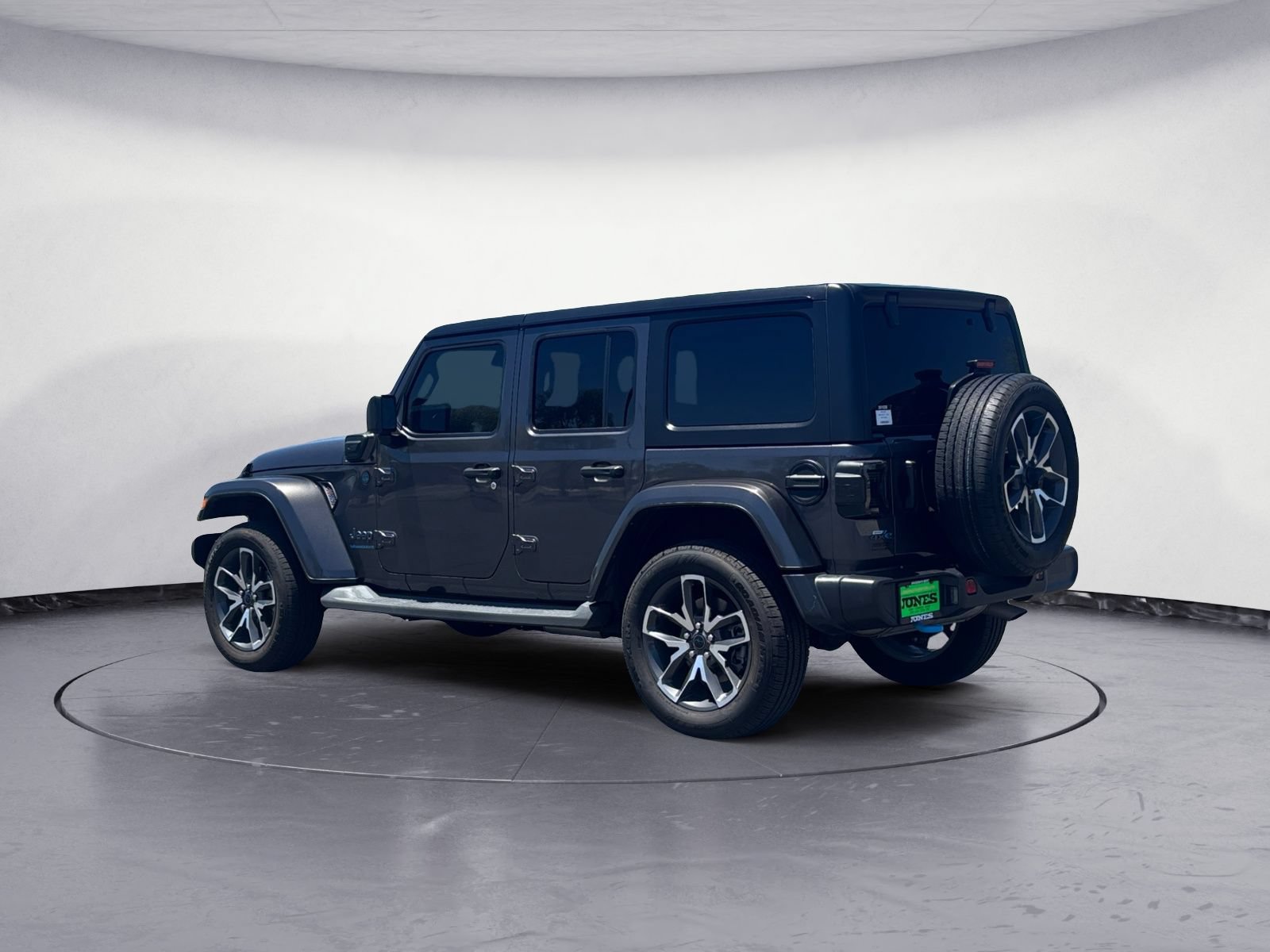 Used 2024 Jeep Wrangler Unlimited AWD/4WD image 4