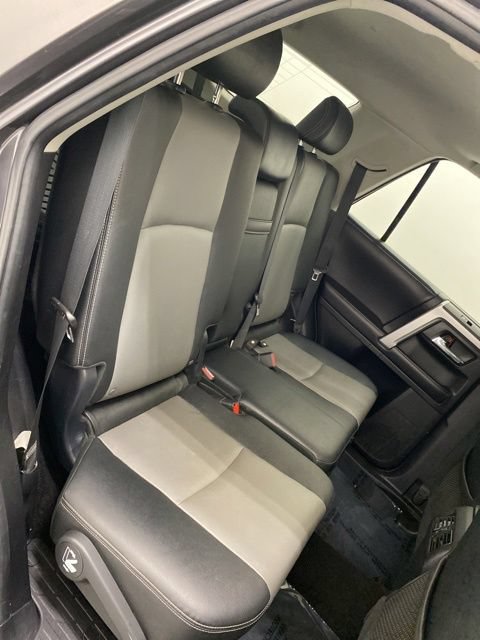 Used 2016 Toyota 4Runner SR5 Premium AWD/4WD image 37