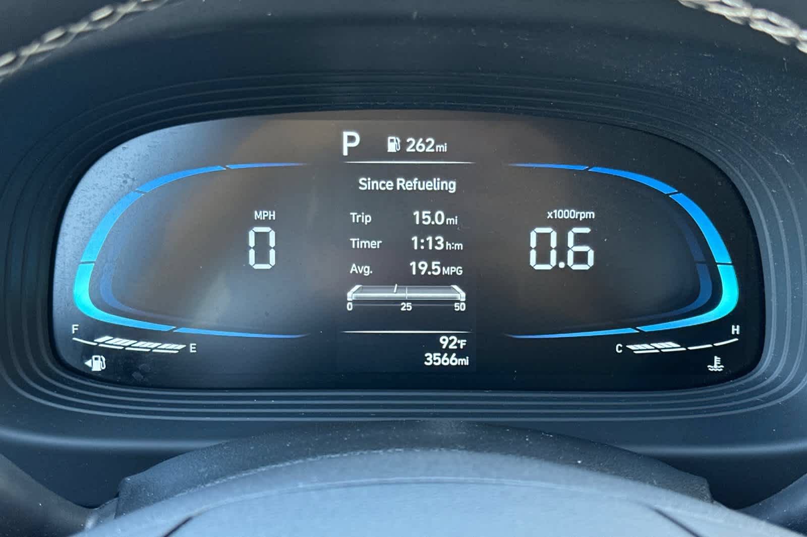 Used 2026 Hyundai Venue SEL FWD image 25