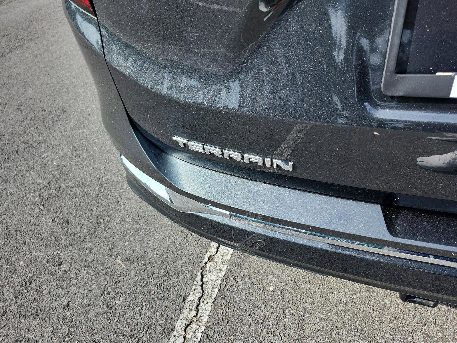 Used 2019 GMC Terrain Denali w/ Advanced Safety Package image 4