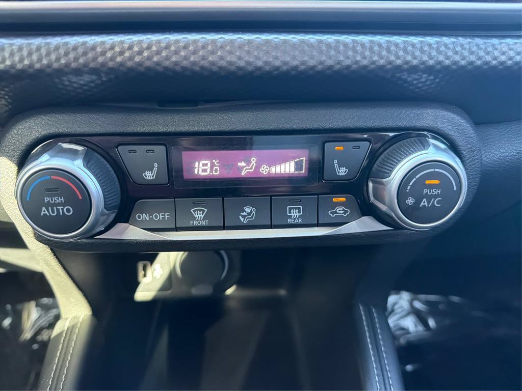 Used 2020 Nissan Kicks SV FWD image 21