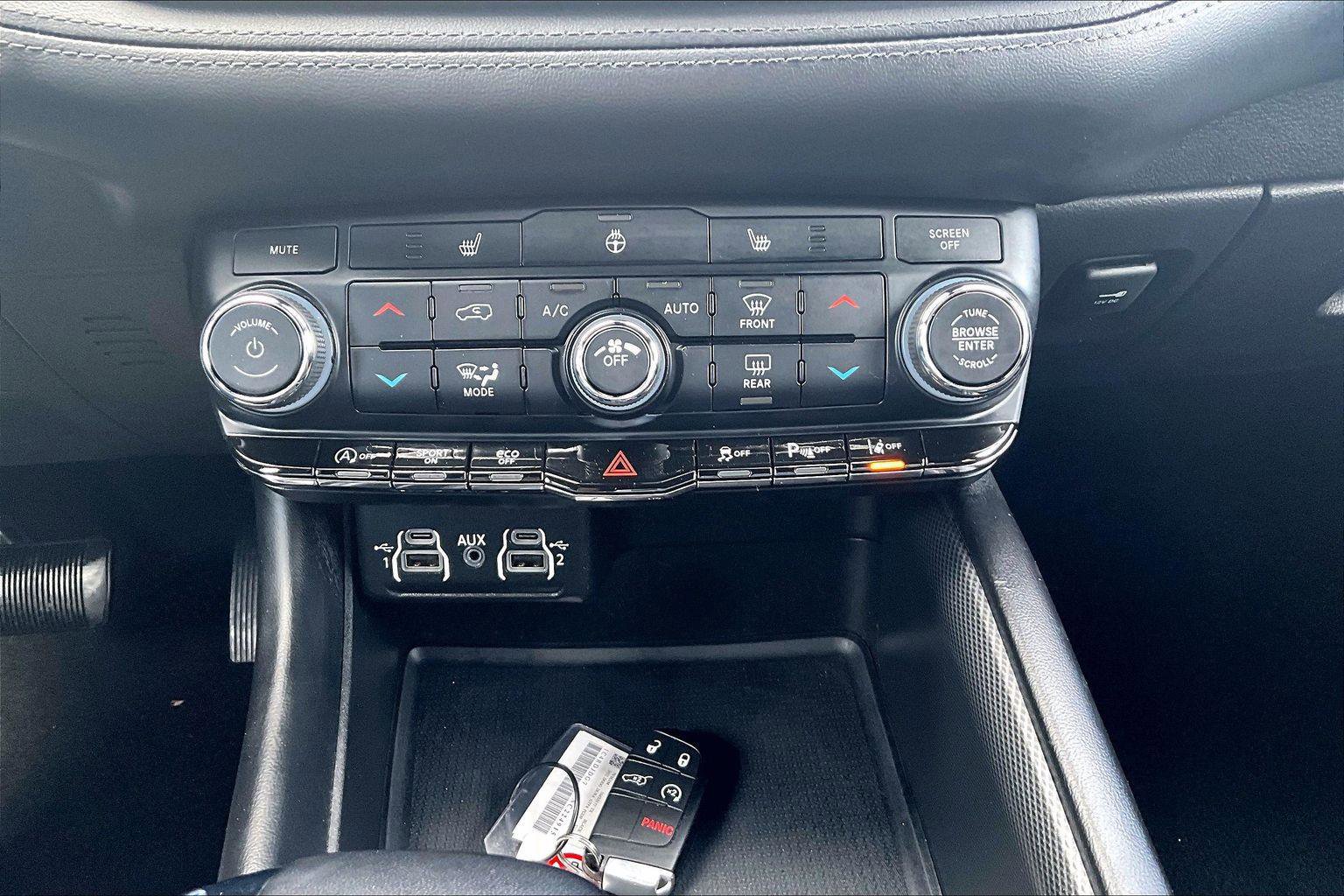 Used 2022 Dodge Durango GT AWD/4WD image 32