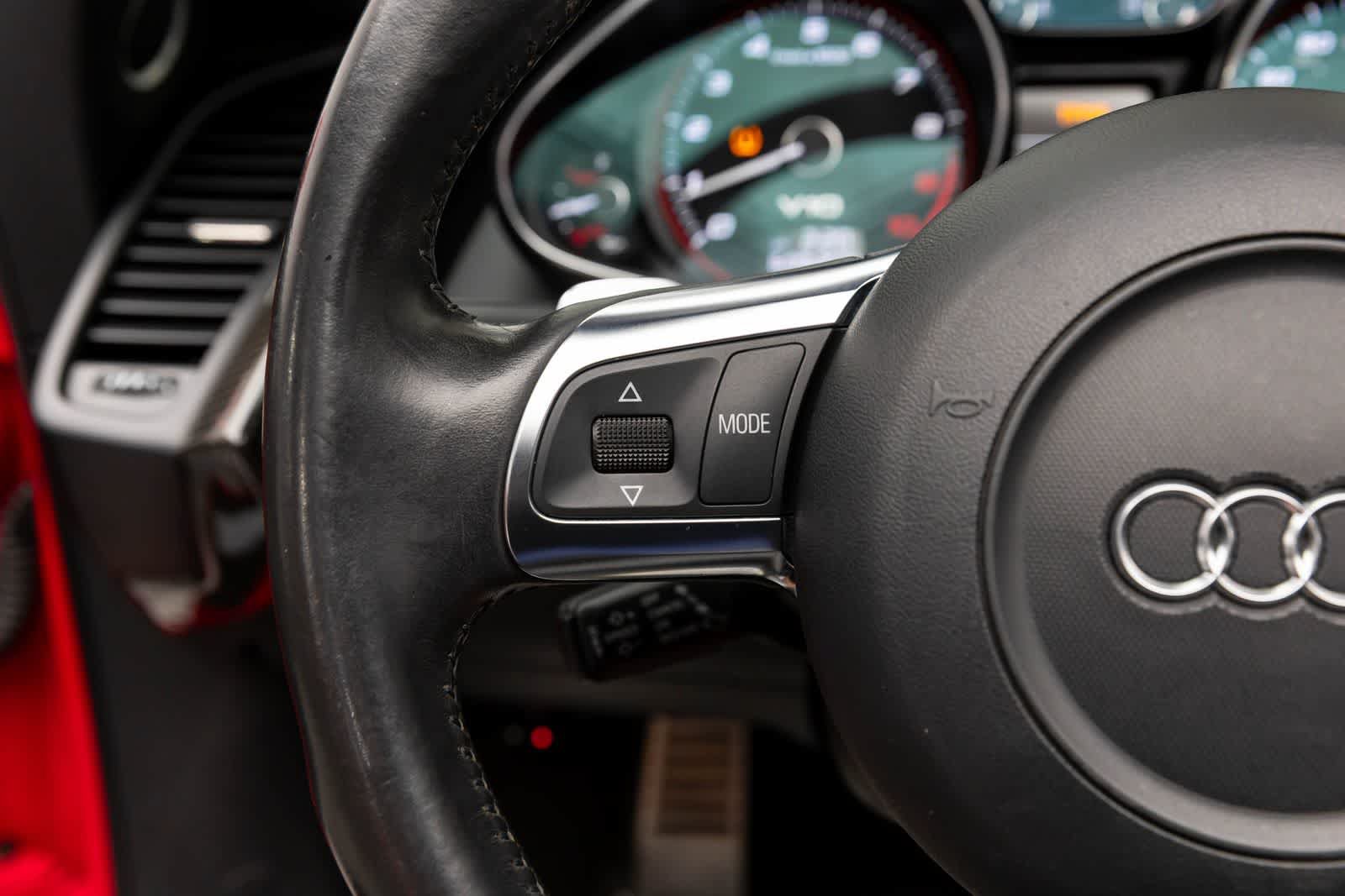 Used 2011 Audi R8 V10 AWD/4WD image 31