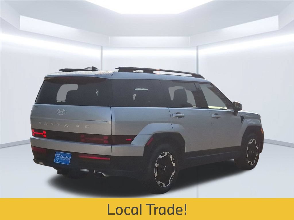 Used 2025 Hyundai Santa Fe SEL FWD image 7