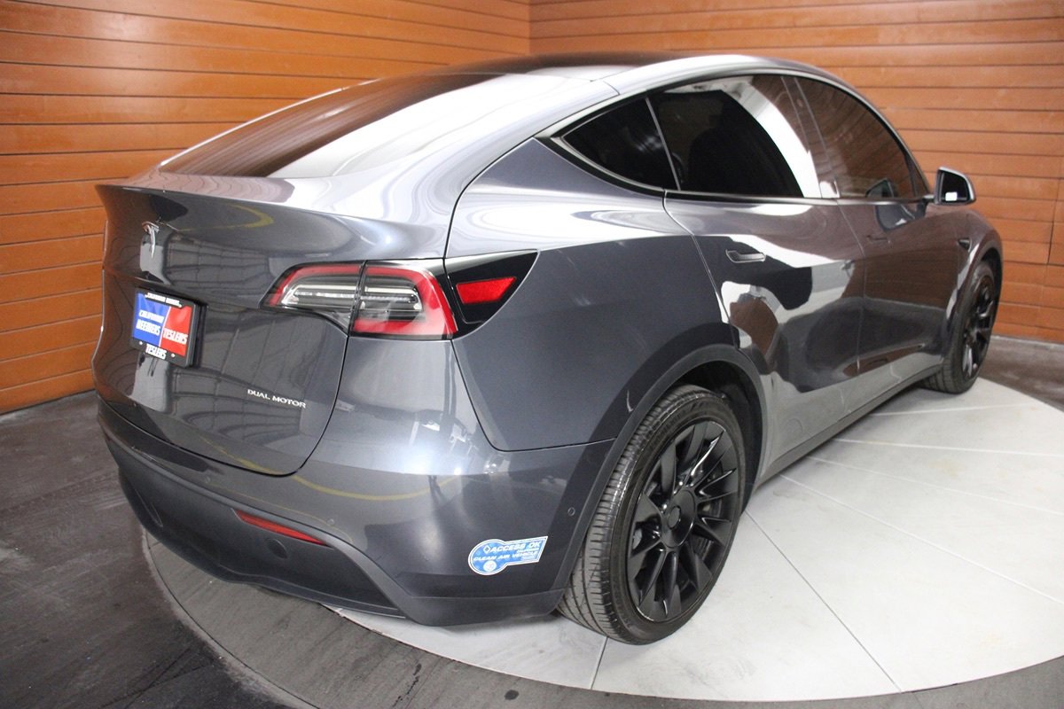 Used 2020 Tesla Model Y Long Range AWD/4WD image 11