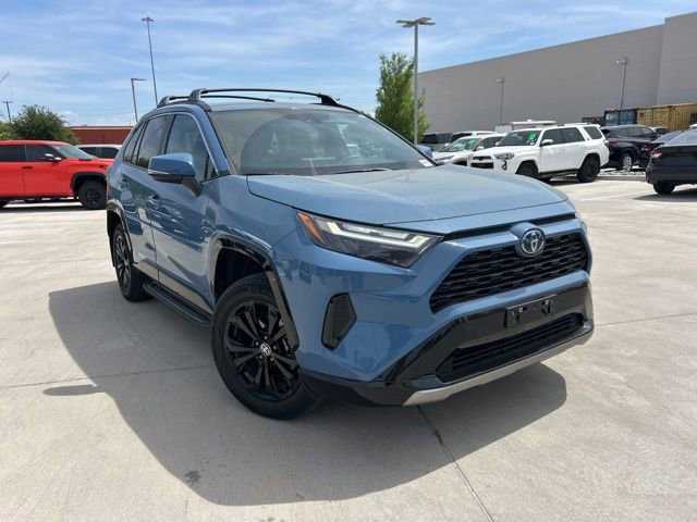 Used 2024 Toyota RAV4 SE w/ Convenience Package image 1