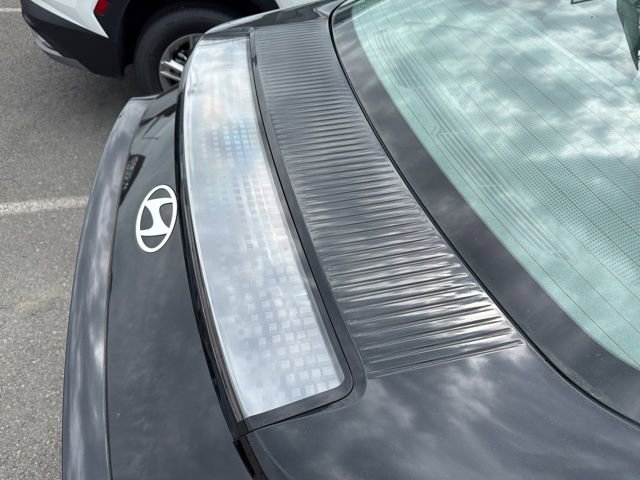 Used 2024 Hyundai Ioniq 6 Limited image 34