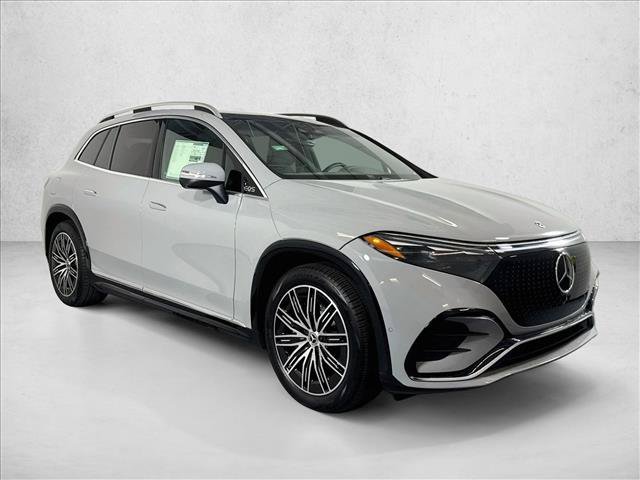 New 2026 Mercedes-Benz EQS 400 4MATIC SUV image 3