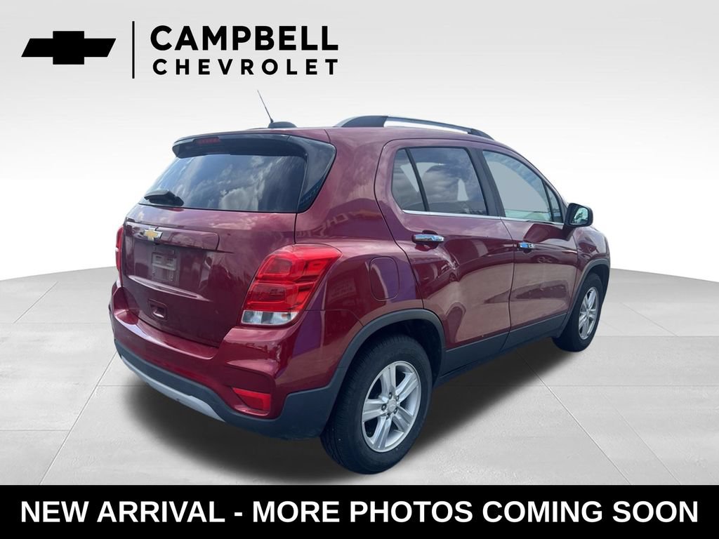 Used 2018 Chevrolet Trax LT w/ LT Convenience Package FWD image 5