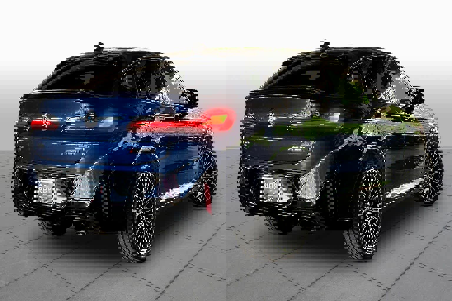 Used 2023 BMW X4 M40i w/ Premium Package image 12