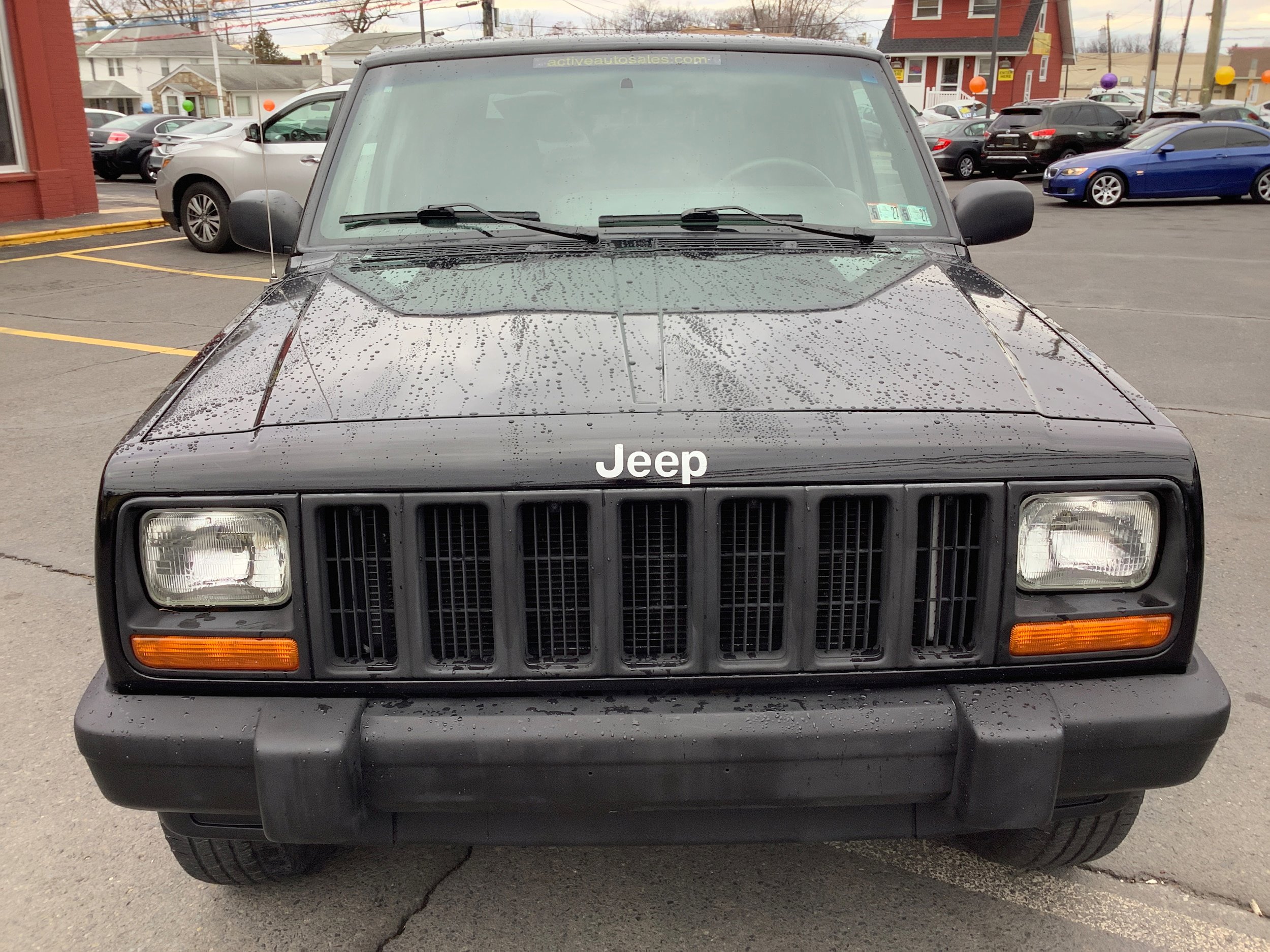 Used 2000 Jeep Cherokee SE image 3