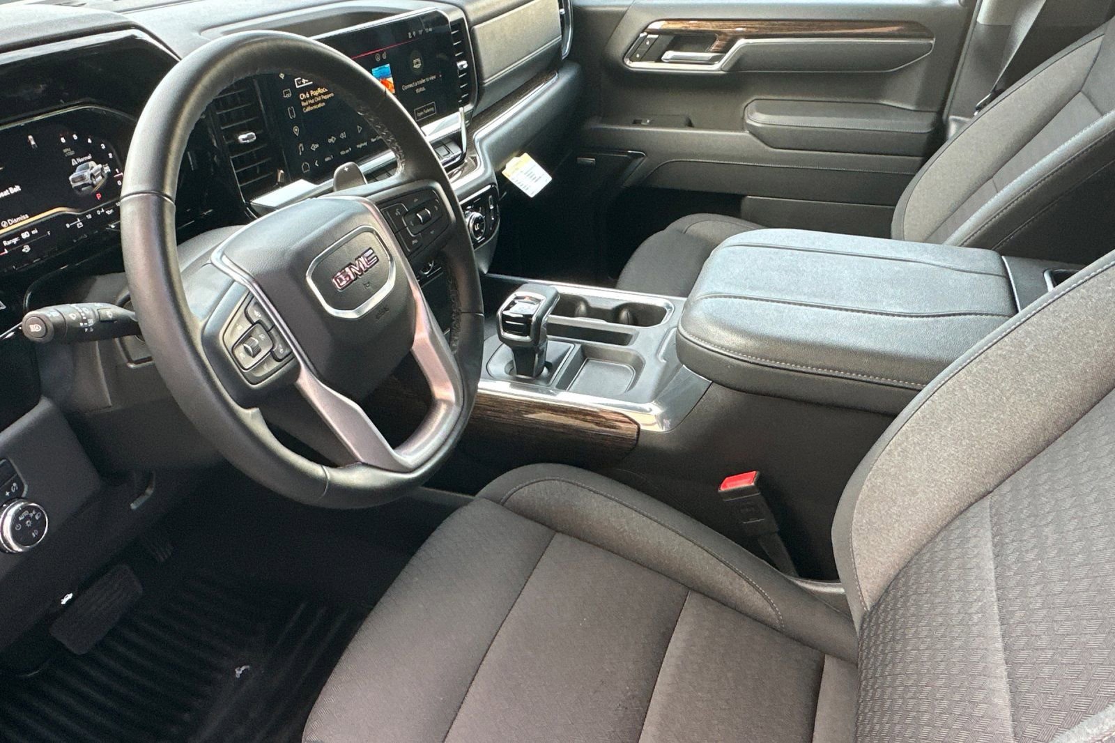 Certified 2025 GMC Sierra 1500 Elevation w/ Preferred Package image 10