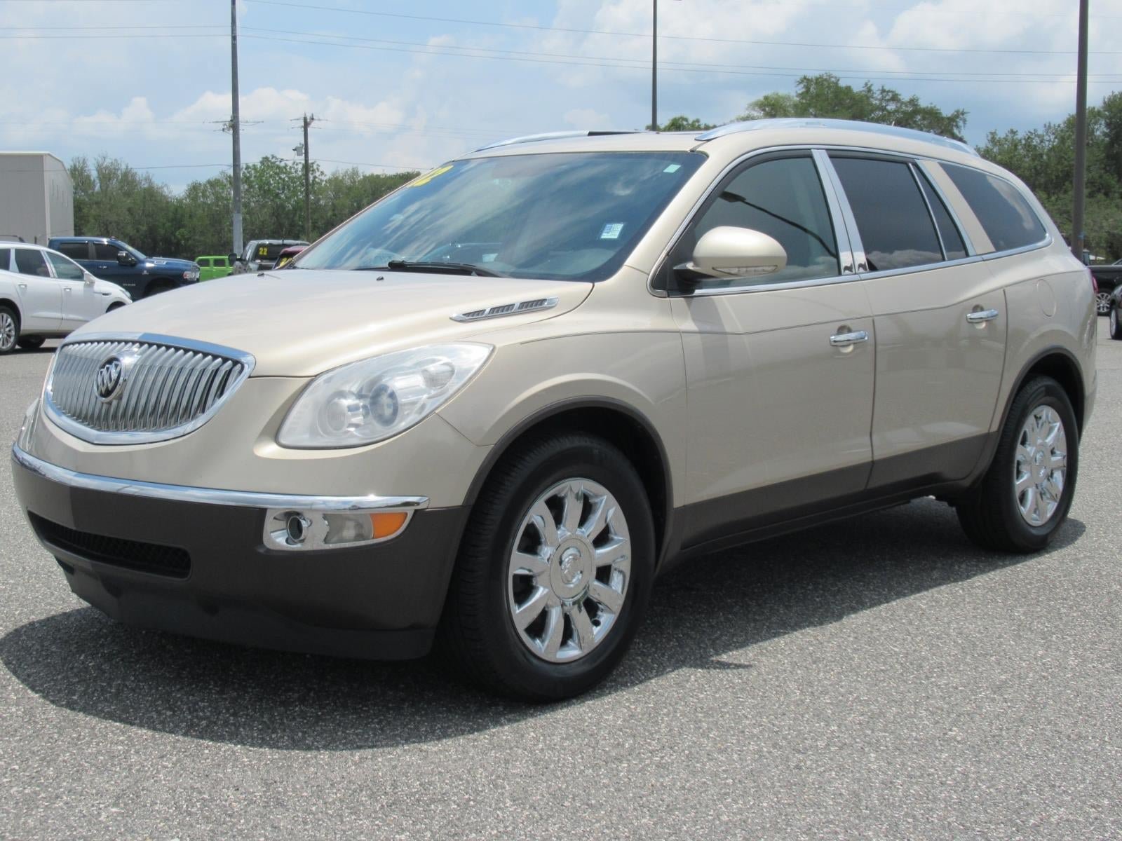 Used 2012 Buick Enclave Premium FWD image 3