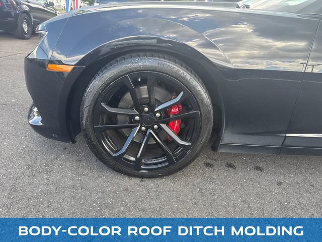 Used 2015 Chevrolet Camaro SS w/ SS Performance Package RWD image 27