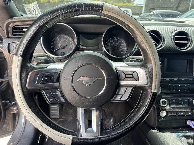 Used 2016 Ford Mustang Coupe RWD image 17
