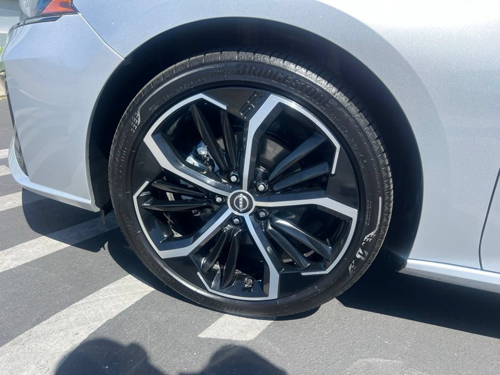 Used 2025 Nissan Altima 2.5 SR FWD image 28