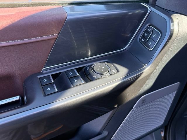 Used 2023 Ford F150 Lariat w/ Equipment Group 502A High AWD/4WD image 18