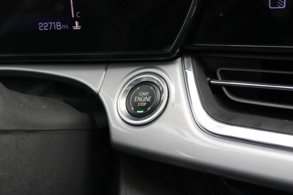 Used 2025 Chevrolet Trax LT image 37