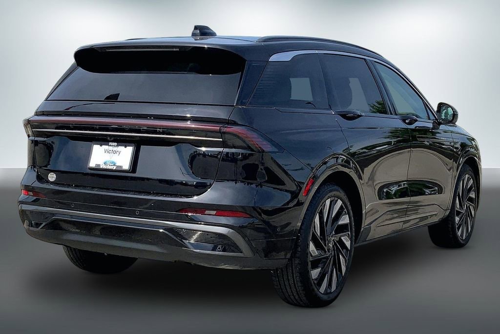Used 2024 Lincoln Nautilus Black Label w/ Jet Appearance Package (87T) AWD/4WD image 12