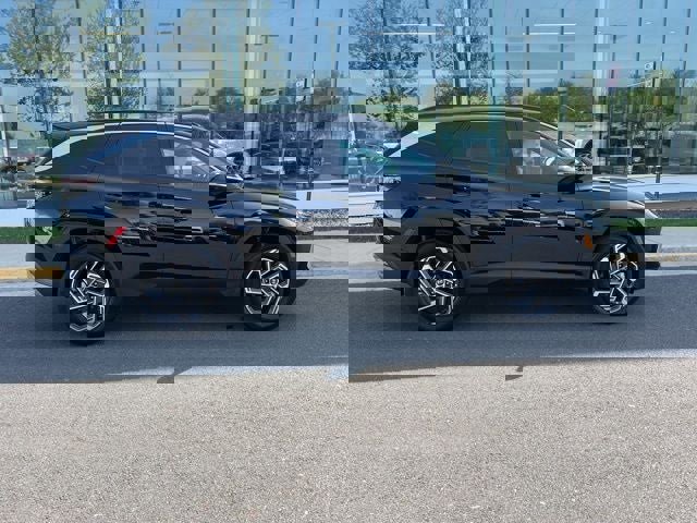 Used 2026 Hyundai Tucson Limited image 9