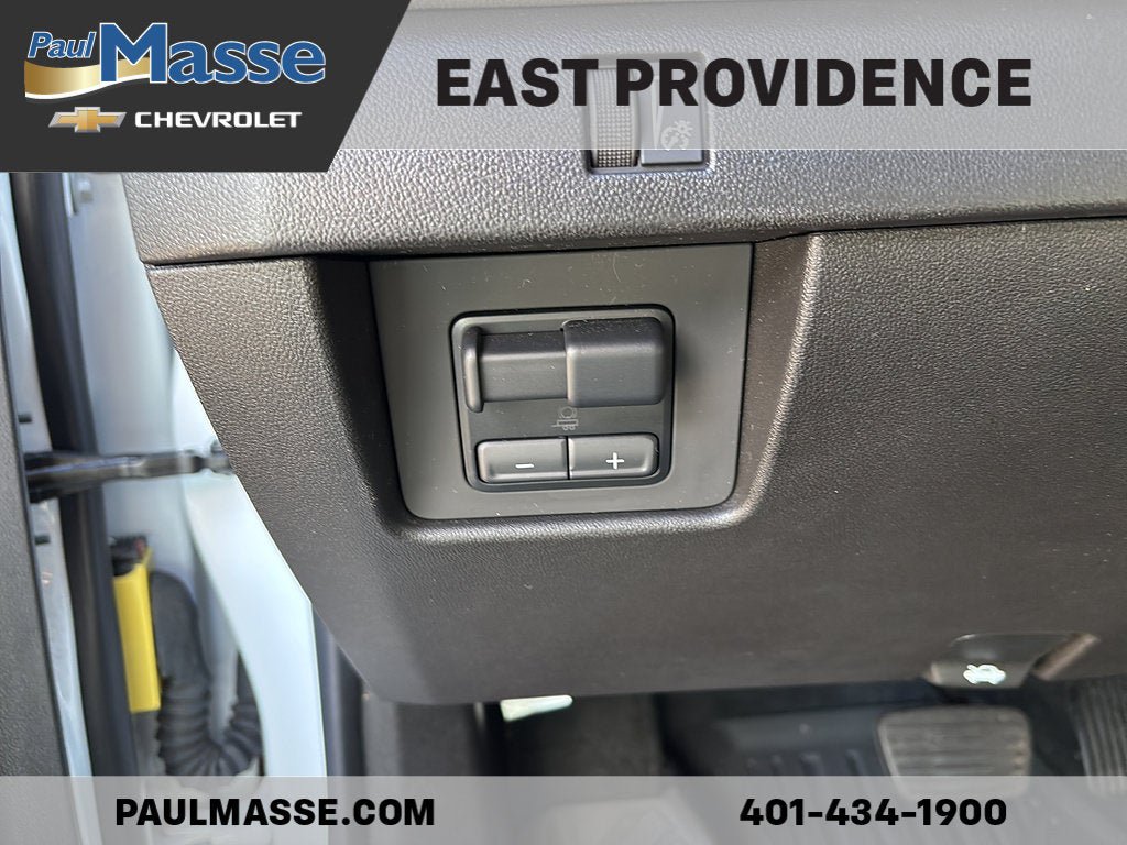 Used 2024 Chevrolet Colorado ZR2 w/ Safety Package AWD/4WD image 11