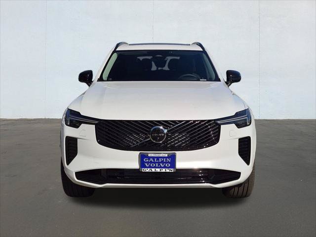 New 2026 Volvo XC90 T8 Ultra w/ Protection Package AWD/4WD image 4
