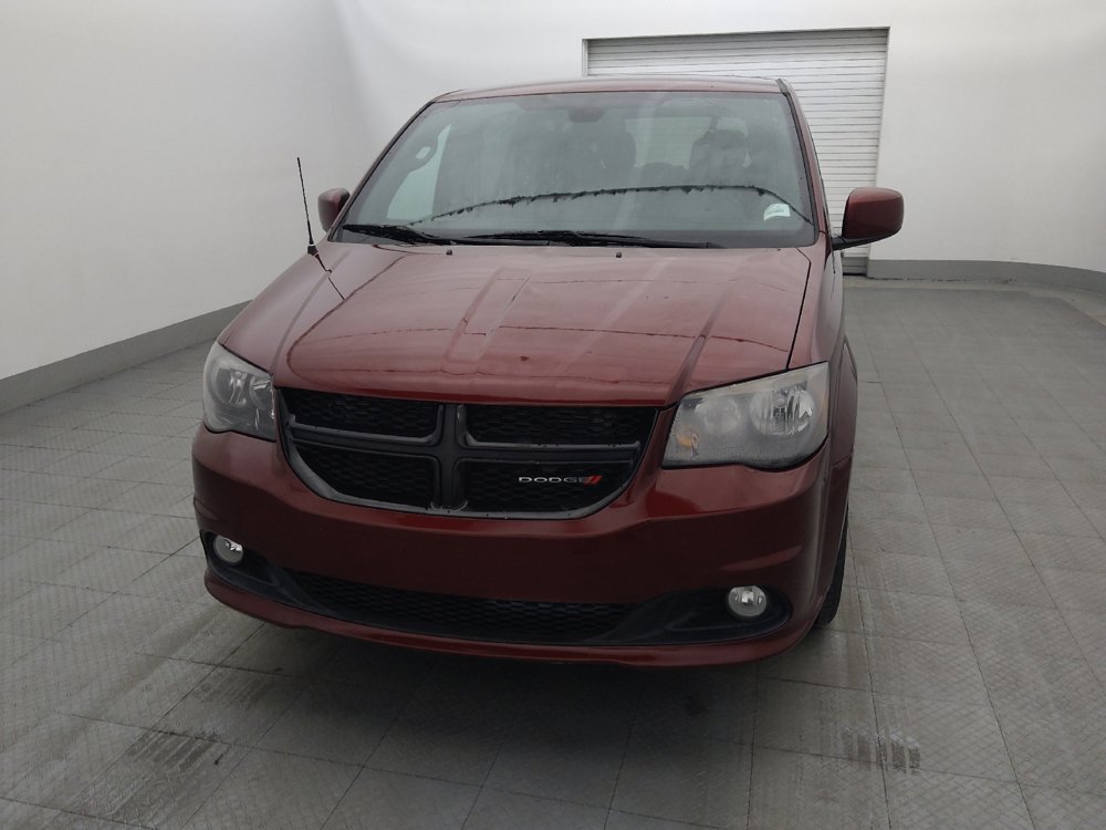 Used 2019 Dodge Grand Caravan SXT w/ Blacktop Package FWD image 15