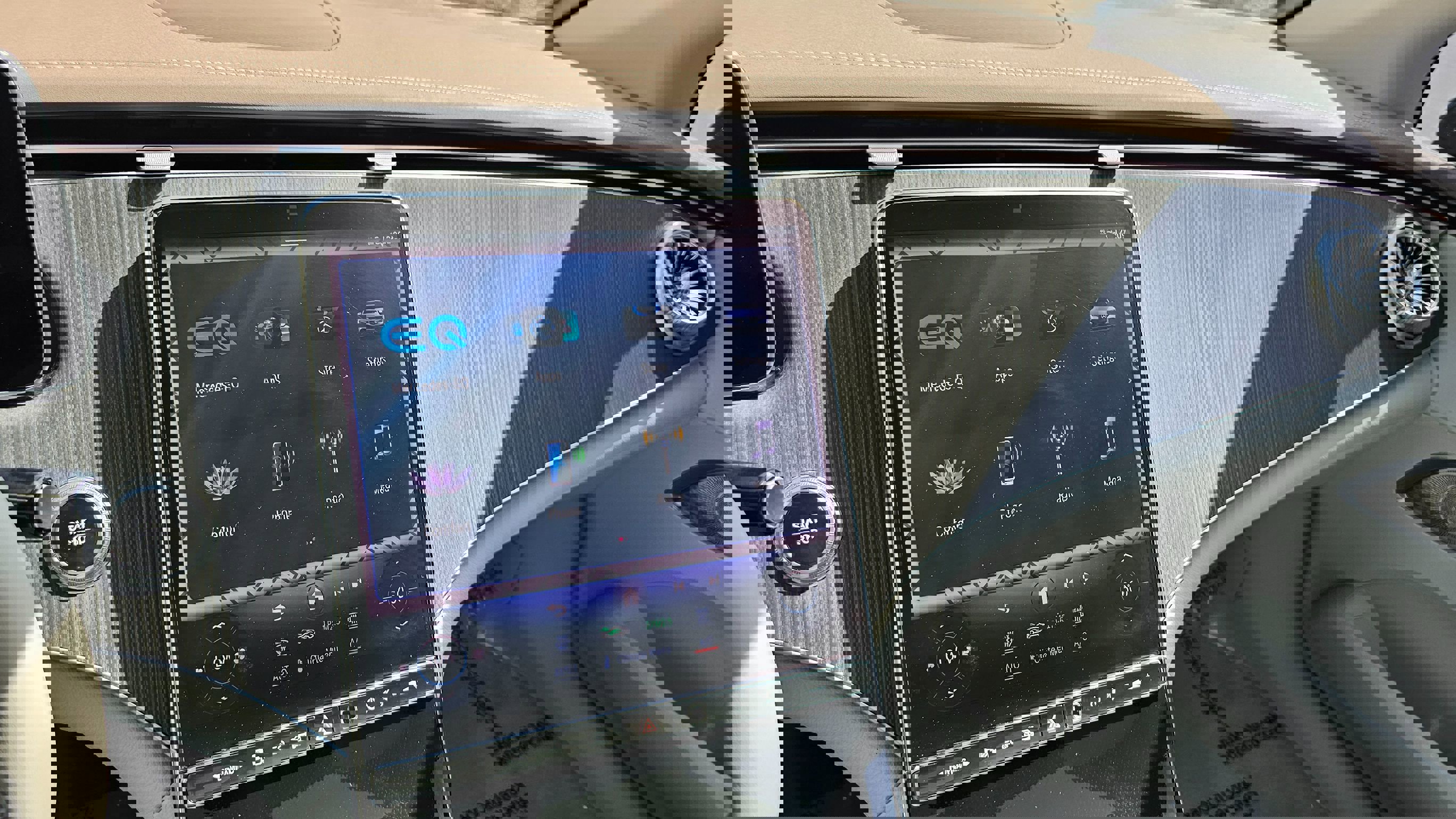 Used 2023 Mercedes-Benz EQE 500 4MATIC Sedan w/ Exclusive Trim Package image 40