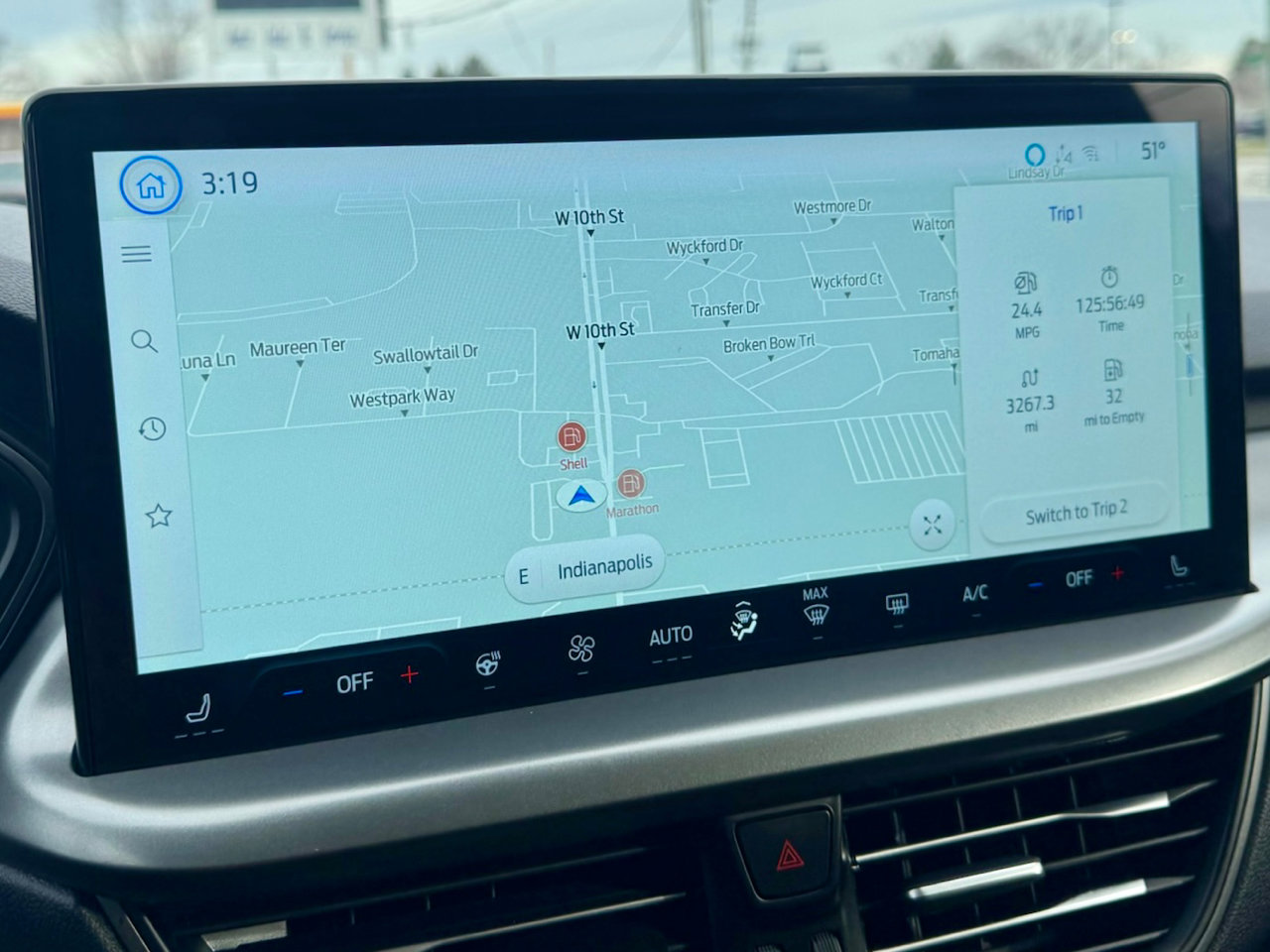 Used 2025 Ford Escape Active w/ Active Premium Tech Pack image 32