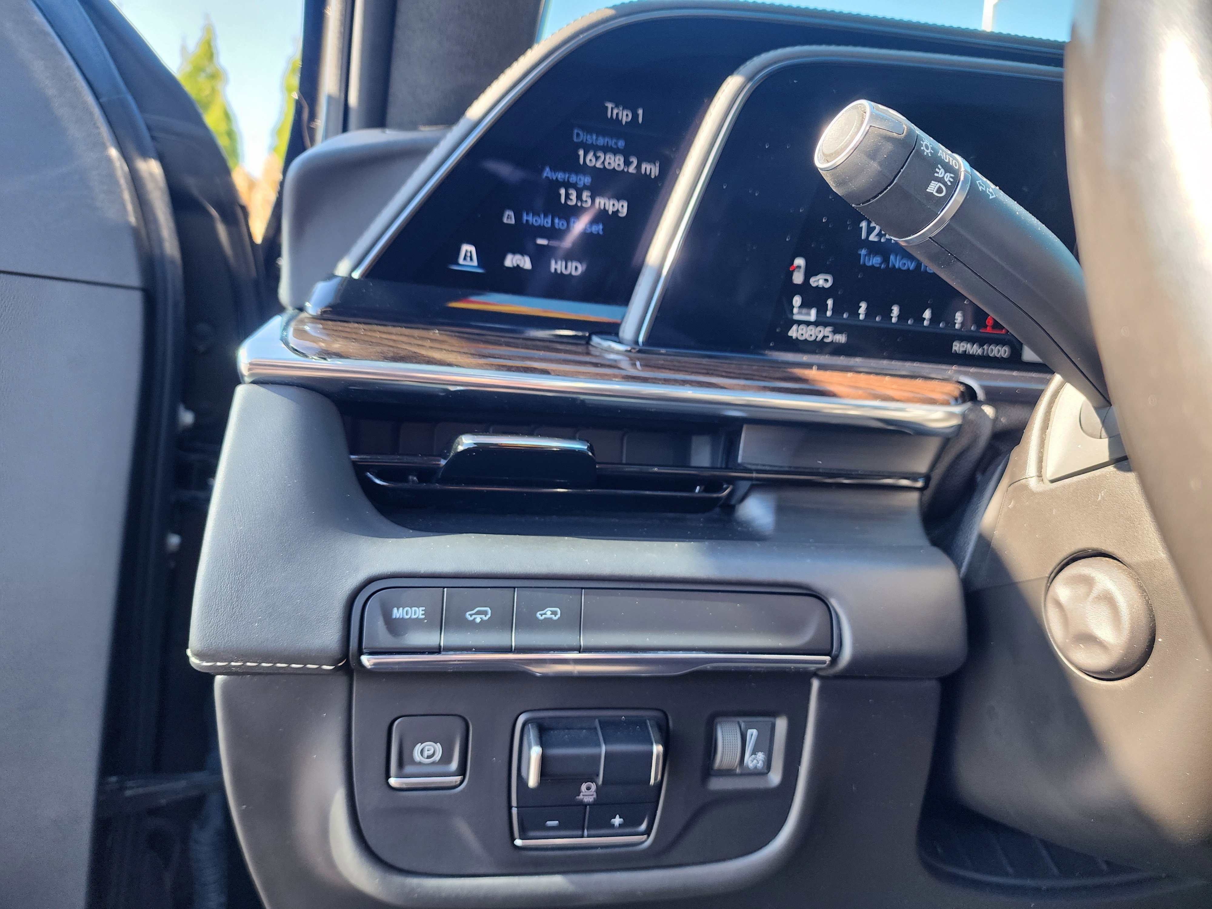 Used 2021 Cadillac Escalade Sport Platinum image 29