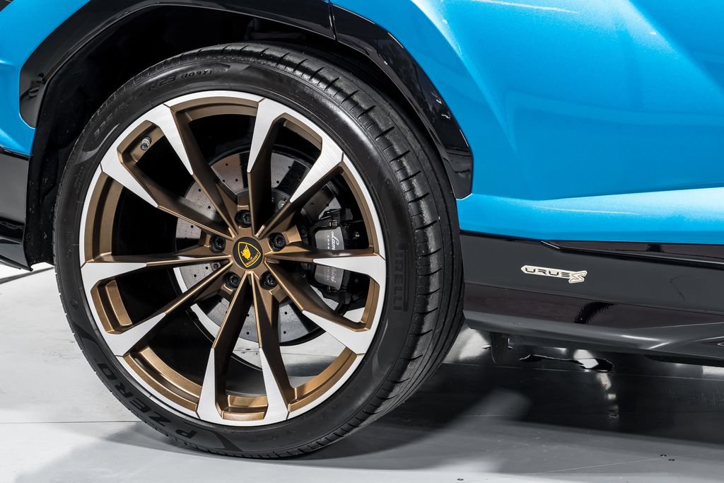 Used 2024 Lamborghini Urus S AWD/4WD image 56