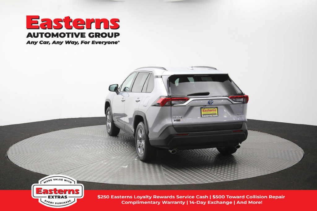 Used 2022 Toyota RAV4 XLE w/ Convenience Package AWD/4WD image 67